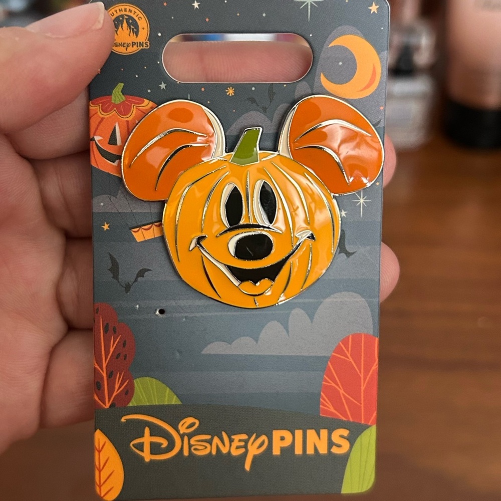 Mickey Mouse Pumpkin Pin 2025